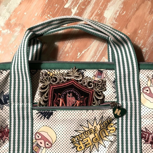 Harajuku Lovers ‘Super Hot Female’ Shoulder Bag - Picture 14 of 16